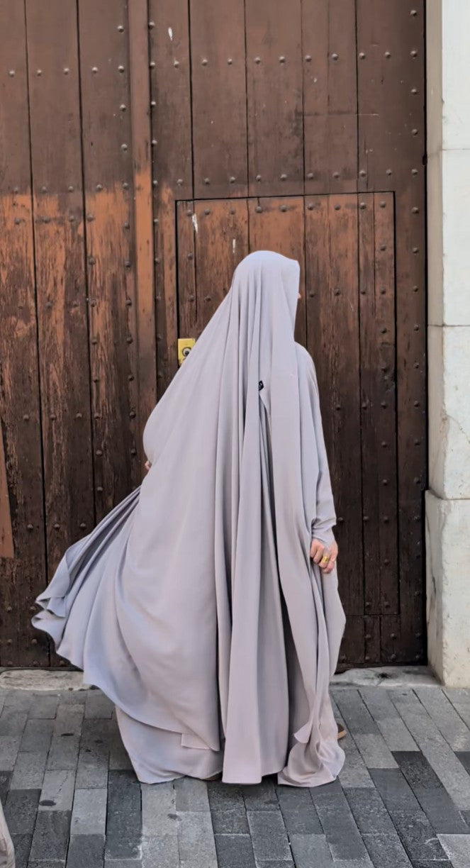 كيب فيرما الأول - رمادي